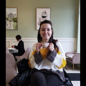 Meet your Posher, Molly